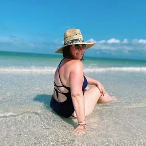 Meet your Posher, Sara